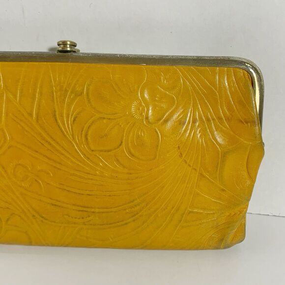 Hobo Tooled Leather Framed Wallet Women’s - Picture 3 of 13